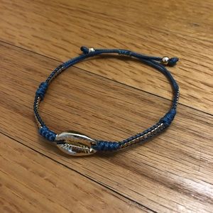 Seashell friendship bracelet